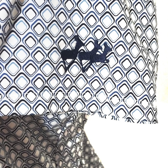 **SOLD** Diamond Pattern White Golf Stretch Polo - Picture 5 of 8